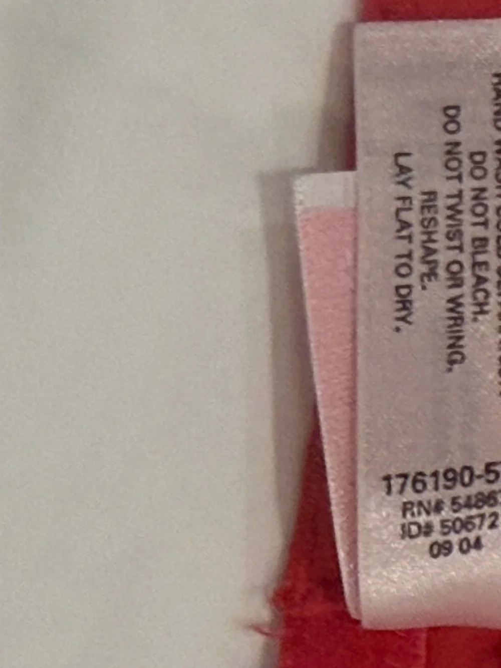 ✅ Victoria’s Secret 38C very sex Red Underwire Bra convertible strap light lined